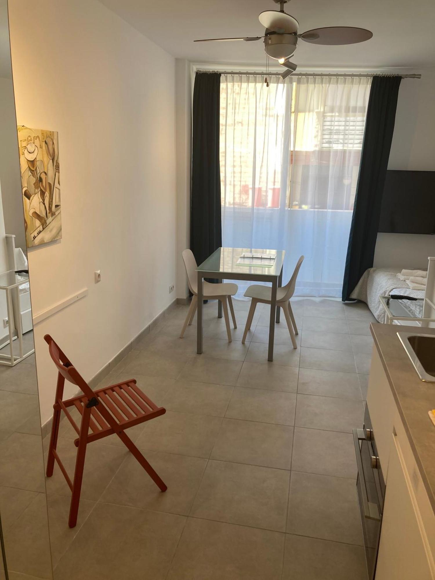 Studio With Small Balcony Лас-Пальмас-де-Гран-Канария Экстерьер фото